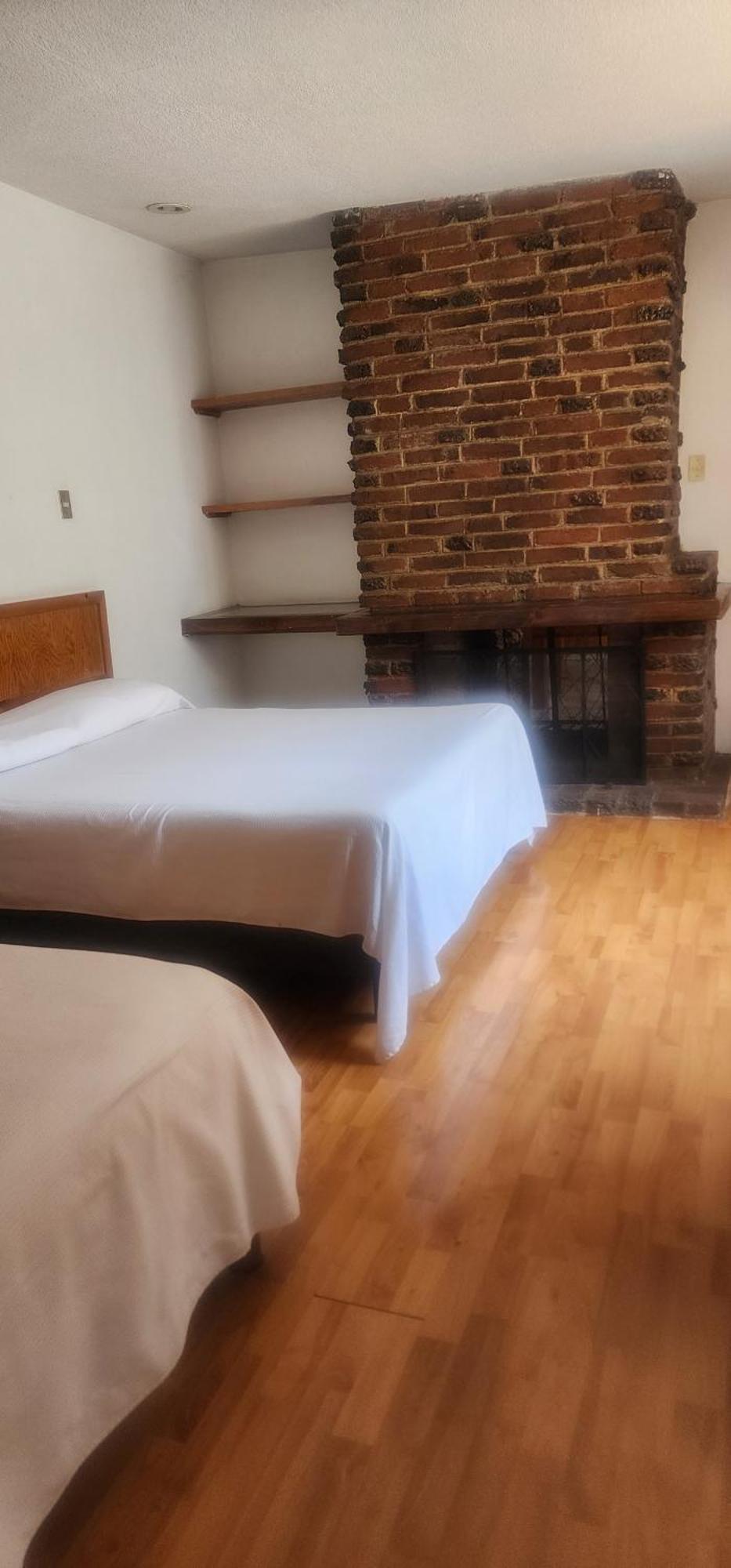 Anys Hostal Mexico City Room photo